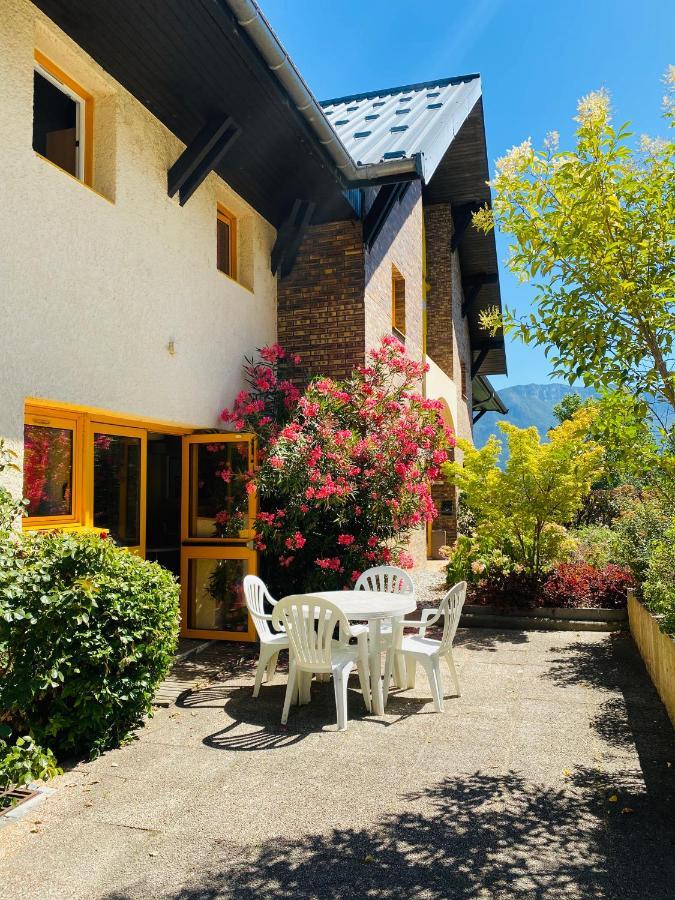 Premiere Classe Annecy Cran-Gevrier Hotel Exterior photo