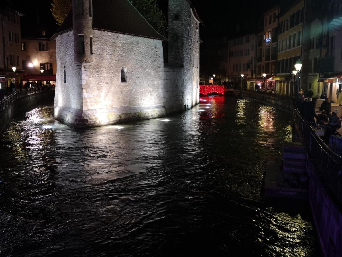 Premiere Classe Annecy Cran-Gevrier Hotel Exterior photo